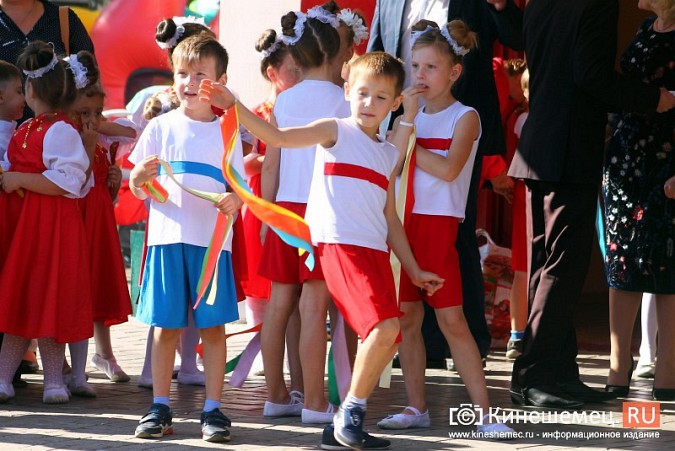 Светлана Тарханова удостоена звания «Почетный житель микрорайона «ДХЗ» фото 34