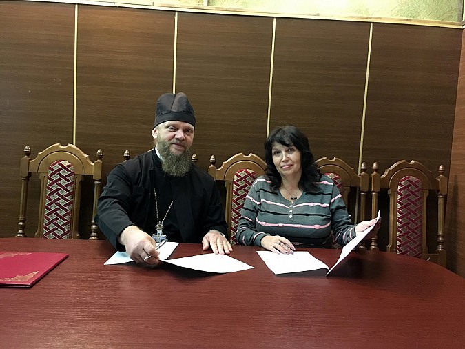 Директор Кинешемского педколледжа подписала соглашение с епархией фото 2