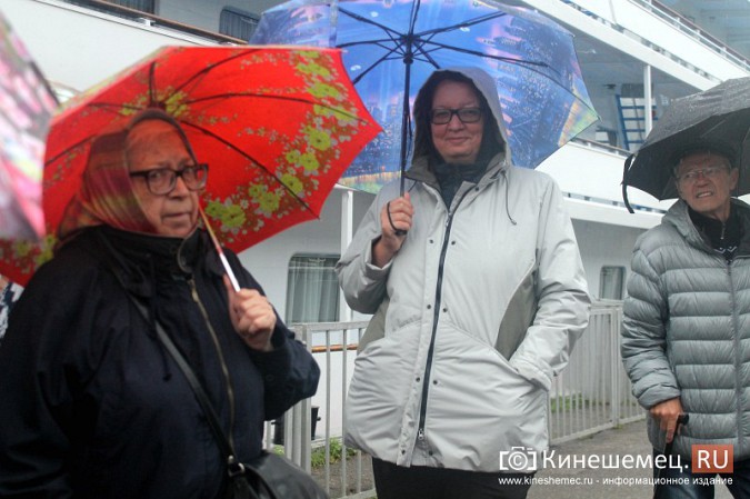 В Кинешме встретили один из последних теплоходов навигации 2018 года фото 9