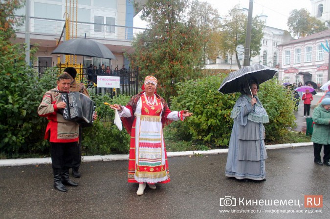 В Кинешме встретили один из последних теплоходов навигации 2018 года фото 2