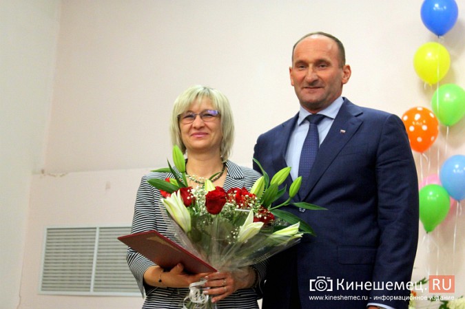 В Кинешме поздравили работников дошкольных учреждений фото 18