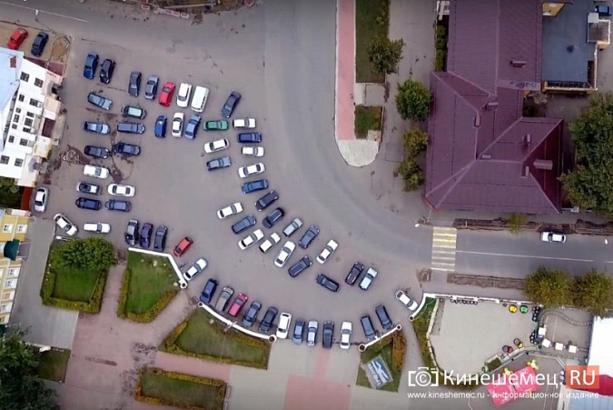 Стоянку машин у памятника Ленину запретят в ближайшие дни фото 5