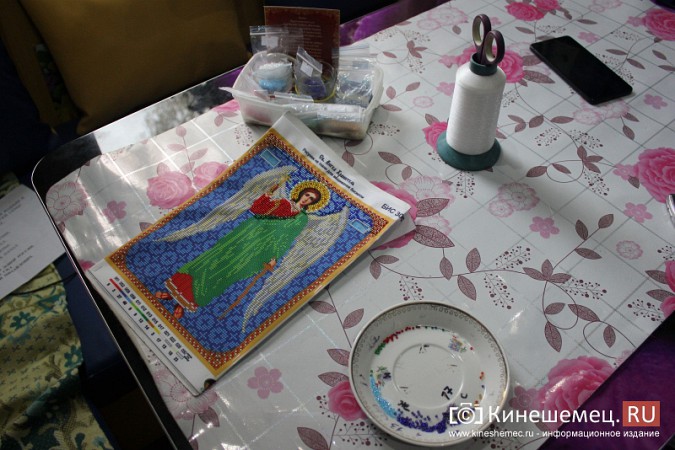 Отставной военный из Кинешмы взялся вышивать иконы бисером фото 4