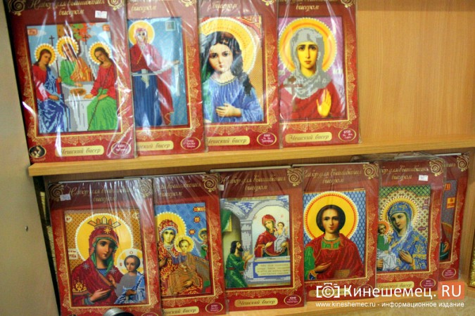 Отставной военный из Кинешмы взялся вышивать иконы бисером фото 10