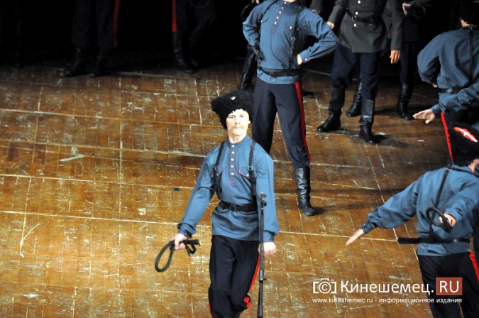Ансамбль донских казаков дал грандиозный концерт в Кинешме фото 23