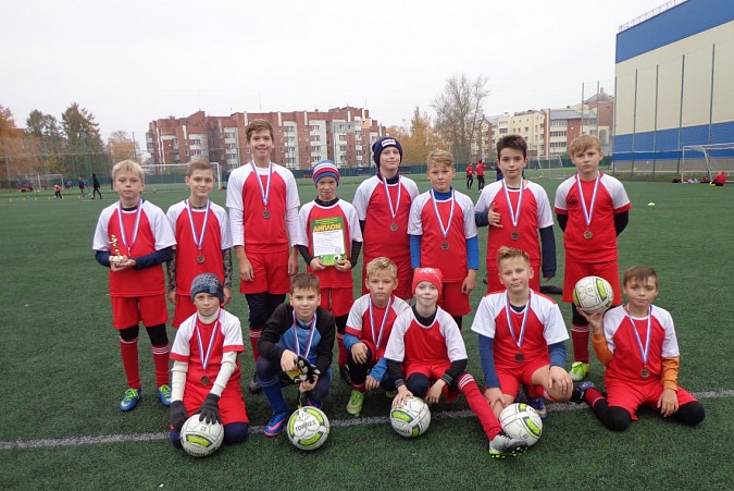 «Наши надежды» сыграли на турнире в честь Дня учителя фото 2