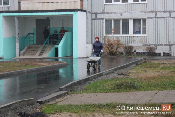 Некоторые кинешемцы забыли, что при благоустройстве дворов обязательно их участие фото 6