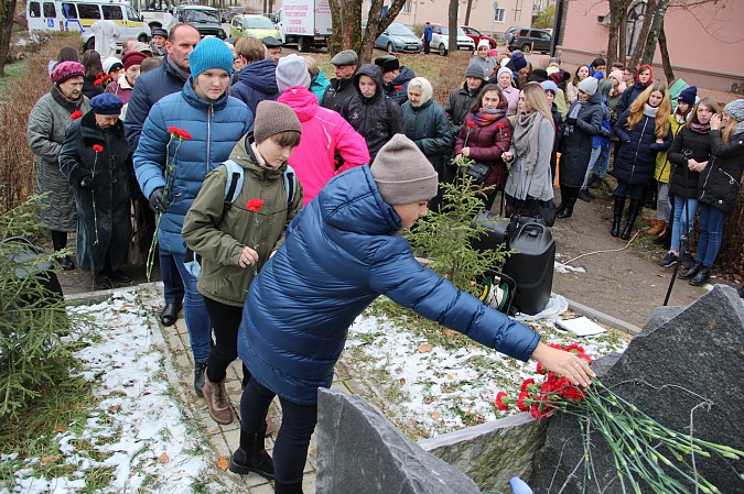 В Кинешме почтили жертв политических репрессий фото 13