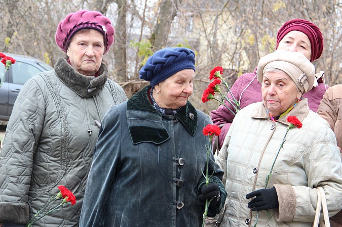 В Кинешме почтили жертв политических репрессий фото 6