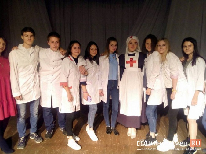 Первокурсников кинешемского медицинского колледжа посвятили в студенты фото 4
