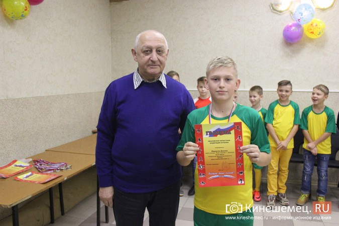 «Наши надежды» наградил президент ивановской федерации футбола фото 5