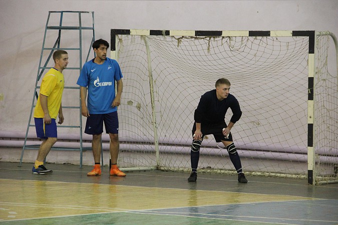 «Ветераны» вырвались в лидеры Чемпионата Кинешмы по мини-футболу фото 9