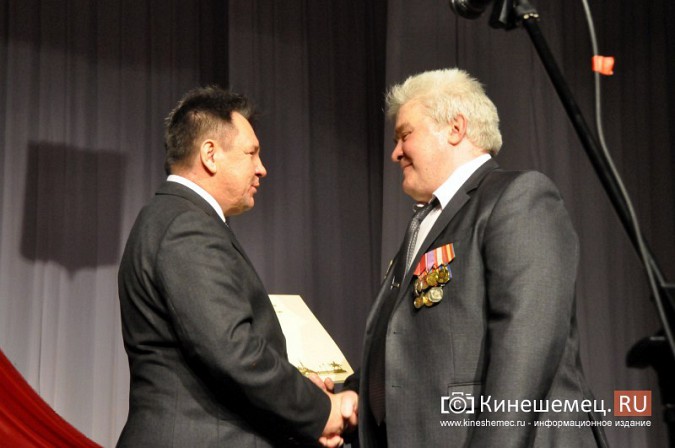 Андрей Назаров поздравил кинешемцев со 100-летием войск химзащиты фото 21