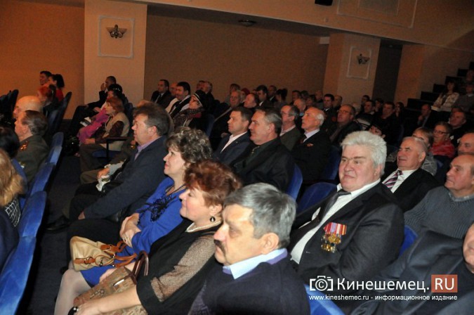 Андрей Назаров поздравил кинешемцев со 100-летием войск химзащиты фото 8