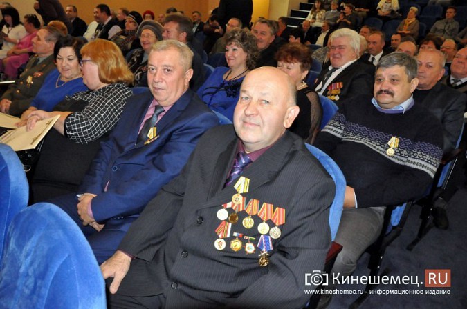 Андрей Назаров поздравил кинешемцев со 100-летием войск химзащиты фото 2