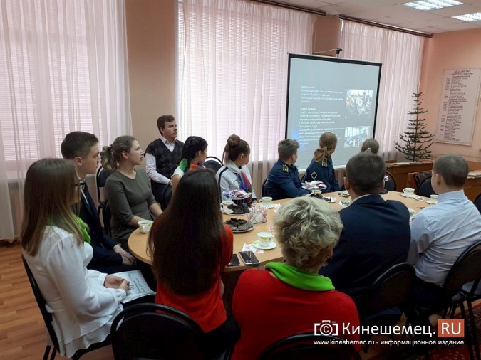 Кинешемские школьники позавтракали с ивановским депутатом фото 7