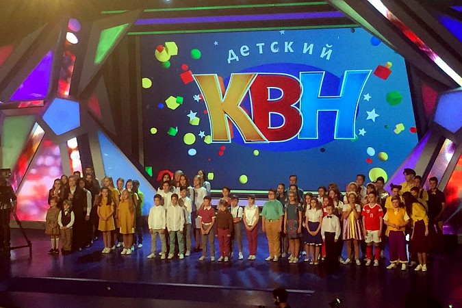 «Сборная Кинешемского района» провела первую игру телевизионного сезона «Детский КВН» фото 2