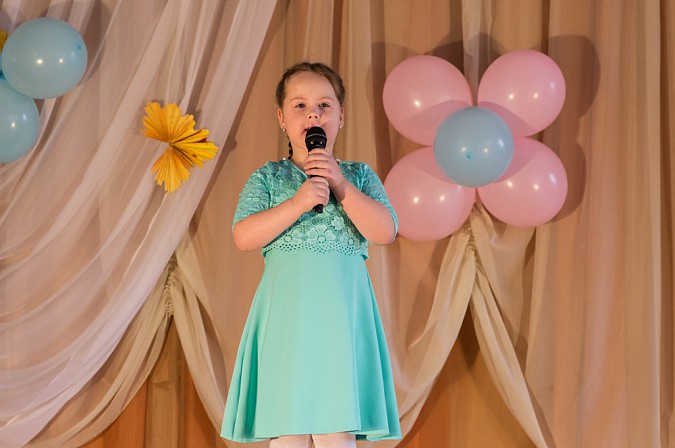 В микрорайоне «Автоагрегат» душевно отпраздновали День матери фото 30