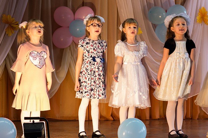 В микрорайоне «Автоагрегат» душевно отпраздновали День матери фото 22