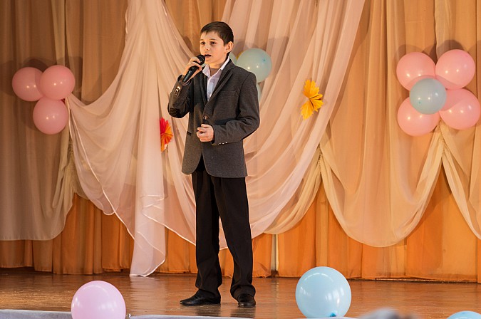 В микрорайоне «Автоагрегат» душевно отпраздновали День матери фото 37