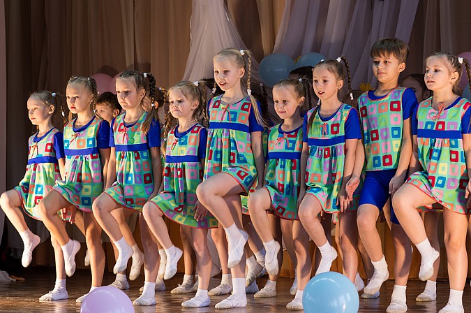 В микрорайоне «Автоагрегат» душевно отпраздновали День матери фото 20