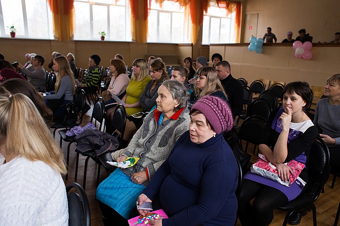 В микрорайоне «Автоагрегат» душевно отпраздновали День матери фото 2
