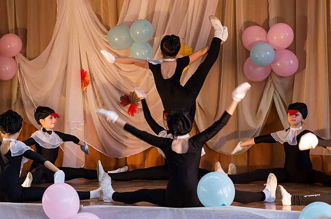 В микрорайоне «Автоагрегат» душевно отпраздновали День матери фото 33