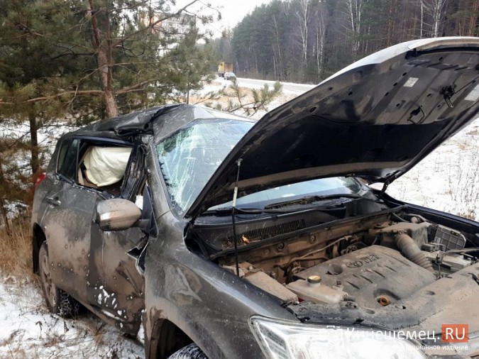 Жесткое столкновение на въезде в Кинешму: лесовоз смял иномарку фото 4