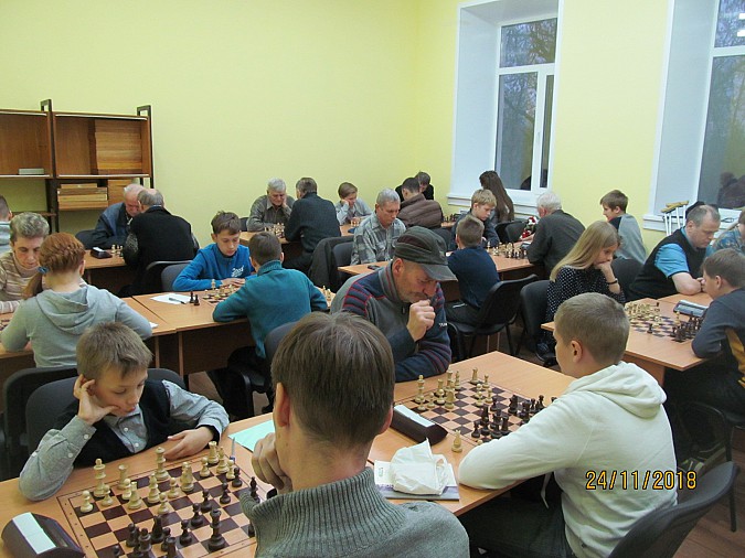 Кинешемские любители шахмат встретились на местном чемпионате фото 2
