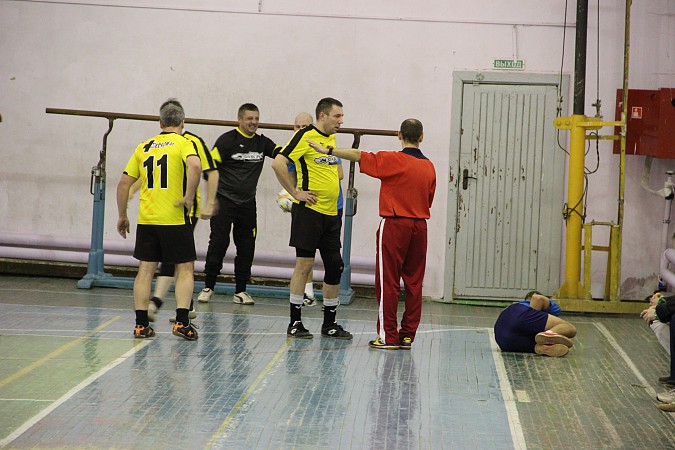 «ДХЗ» в чемпионате Кинешмы по мини-футболу сотворил маленькую сенсацию фото 3