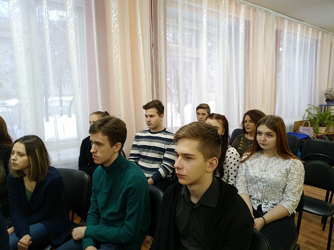 Кинешемские школьники задали сто вопросов Сергею Аминодову фото 3