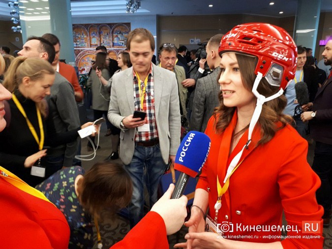 Как журналисты пытались получить слово на пресс-конференции Путина фото 21