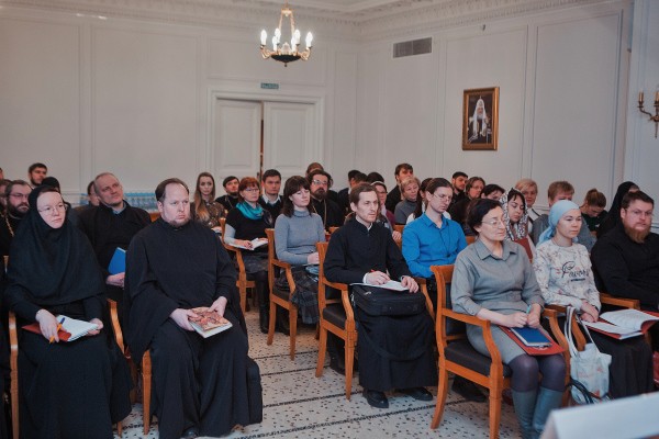 Кинешемская монахиня прослушала цикл лекций в Москве фото 2