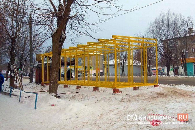 На «Чкаловском» ставят новую автобусную остановку фото 3