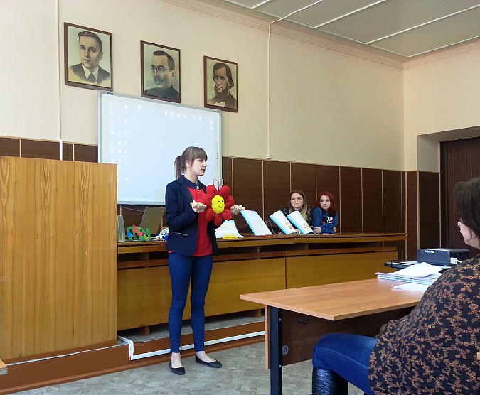 Студенты кинешемского педколледжа выступили с исследовательскими работами фото 2