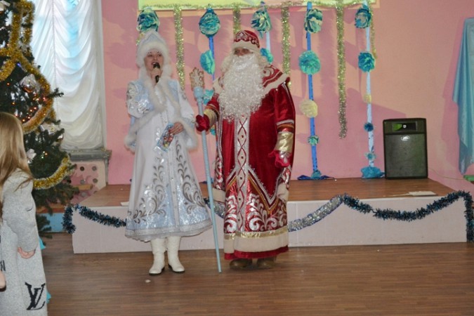 Экстрасенсы и Свин наведались к заволжским школьникам фото 4