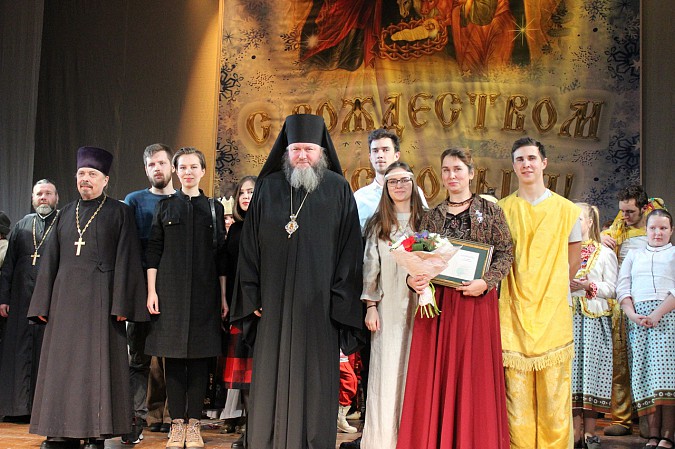 В Кинешме прошла епархиальная Рождественская елка фото 5