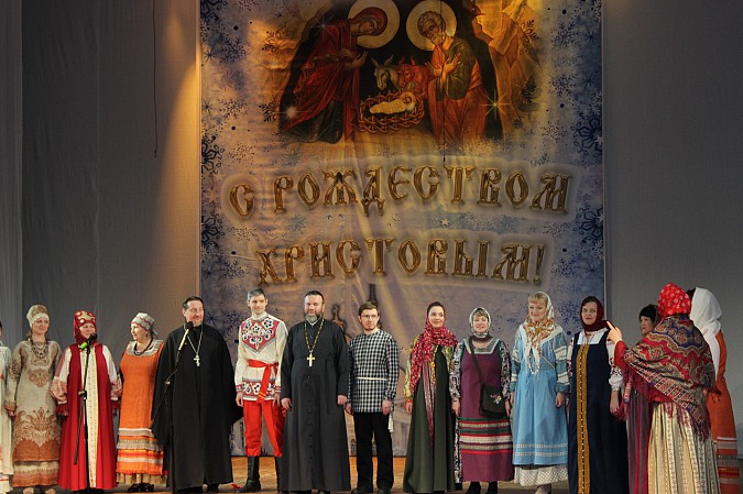 В Кинешме прошла епархиальная Рождественская елка фото 18