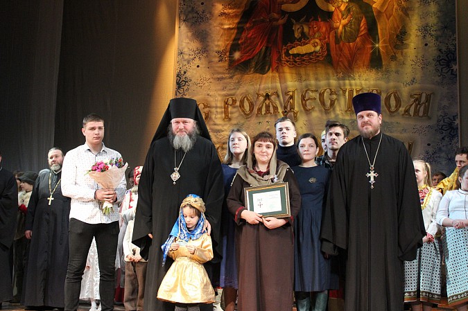 В Кинешме прошла епархиальная Рождественская елка фото 4