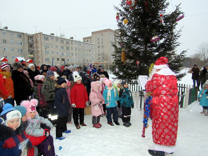 Коммунисты Кинешмы в канун Старого Нового года устроили детский праздник фото 3