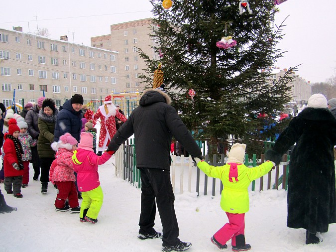 Коммунисты Кинешмы в канун Старого Нового года устроили детский праздник фото 4