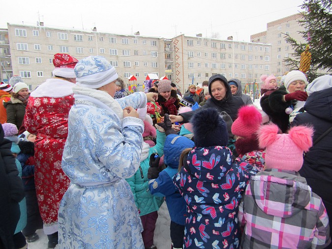 Коммунисты Кинешмы в канун Старого Нового года устроили детский праздник фото 5