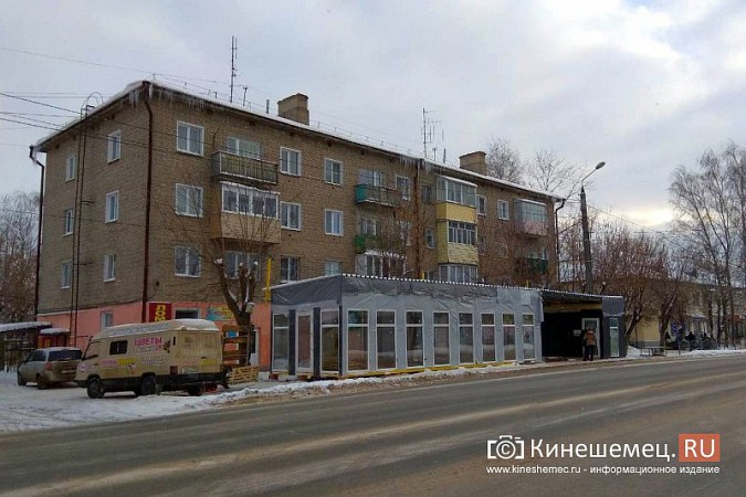 Новая остановка на «Чкаловском» с мини-пекарней разделила жителей на два лагеря фото 5