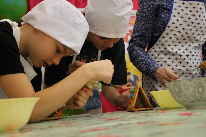 Маленькие кинешемцы изготовили пряничный домик фото 4