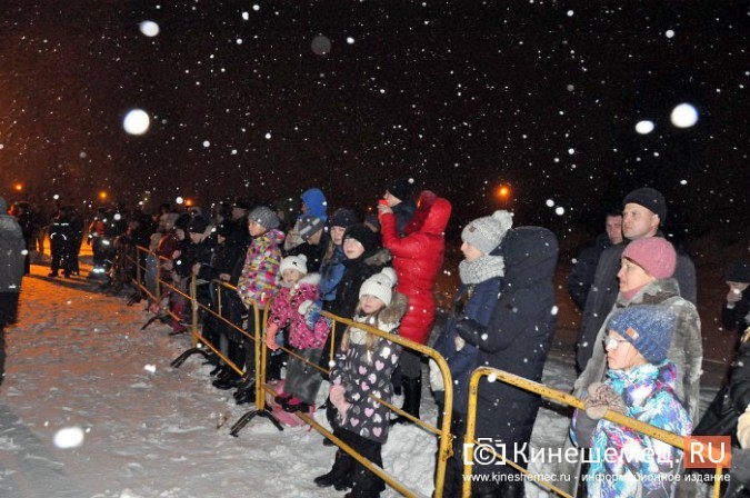 Кинешемцы окунулись в ледяную купель фото 5