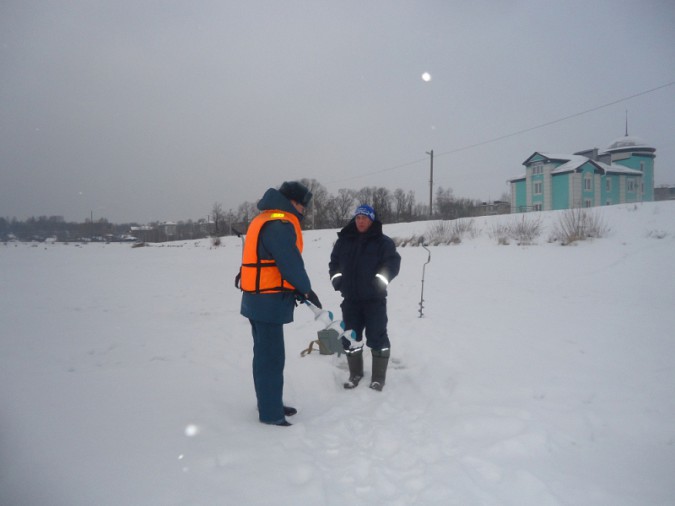 Кинешемские сотрудники ГИМС патрулируют водоемы фото 4