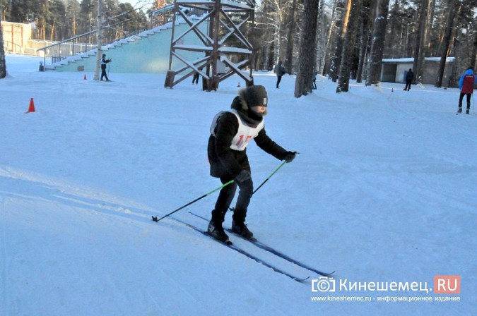 Школа №19 победила в командном первенстве Кинешмы по лыжным гонкам фото 29