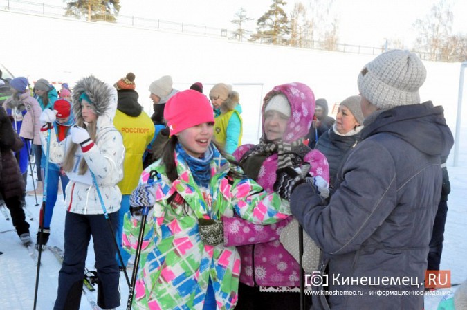 Школа №19 победила в командном первенстве Кинешмы по лыжным гонкам фото 21