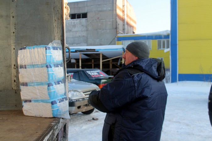 В Кинешме на улице в лютый мороз выдавали подгузники для лежачих фото 7