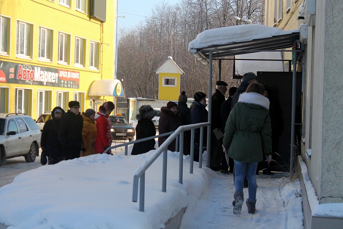 В Кинешме на улице в лютый мороз выдавали подгузники для лежачих фото 4